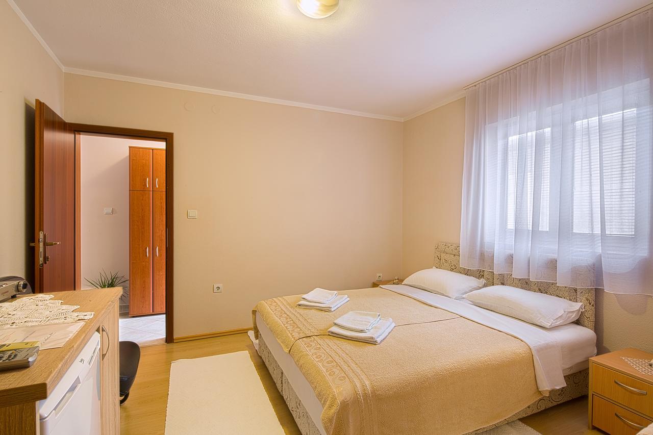 Apartmani Zeljko Vujovic Budva Exterior foto